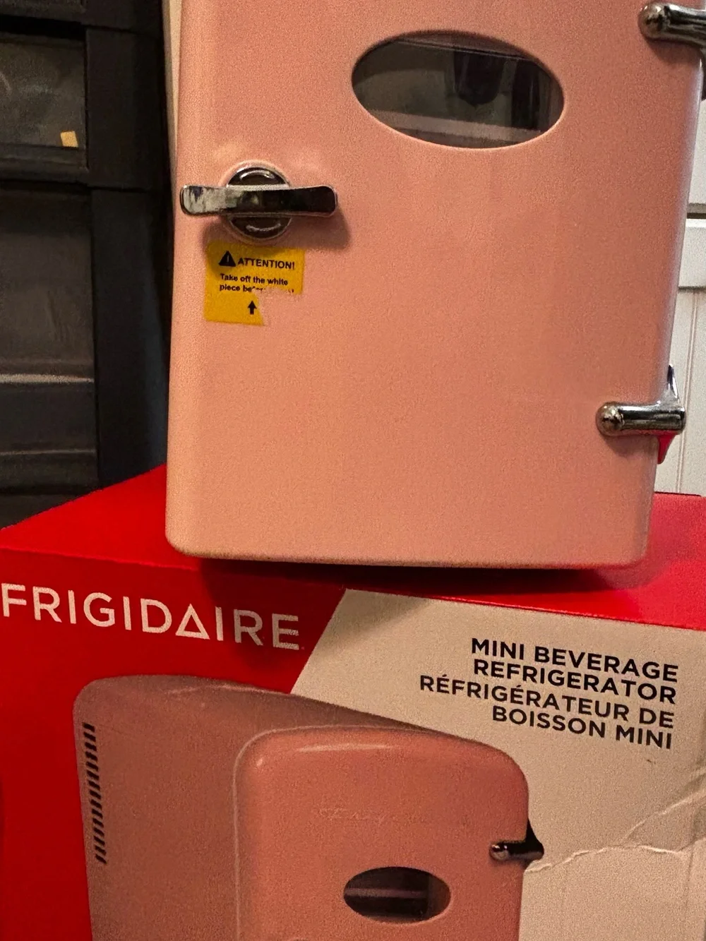 Frigidaire Pink Retro Mini Beverage Refrigerator